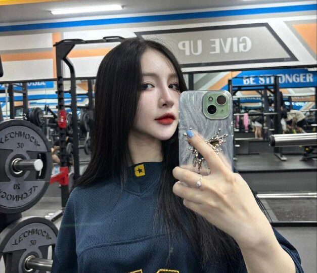 Ảnh 9 của Full Clip Siêu Phẩm Tiffany Thư Gymer mặt xinh khẩu dâm Cu Em To Hơn Mấy Thằng Người Yêu Cũ Của Chị (Update Video + Pic)