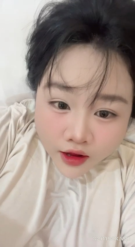 Ảnh thumbnail của Đuôi chuột ngoáy lọ mỡ với con phò 130kg